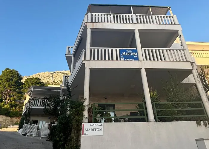 Maritom Apartments